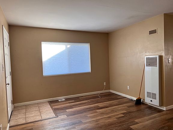 4th image of 3322 Idlewild Way
