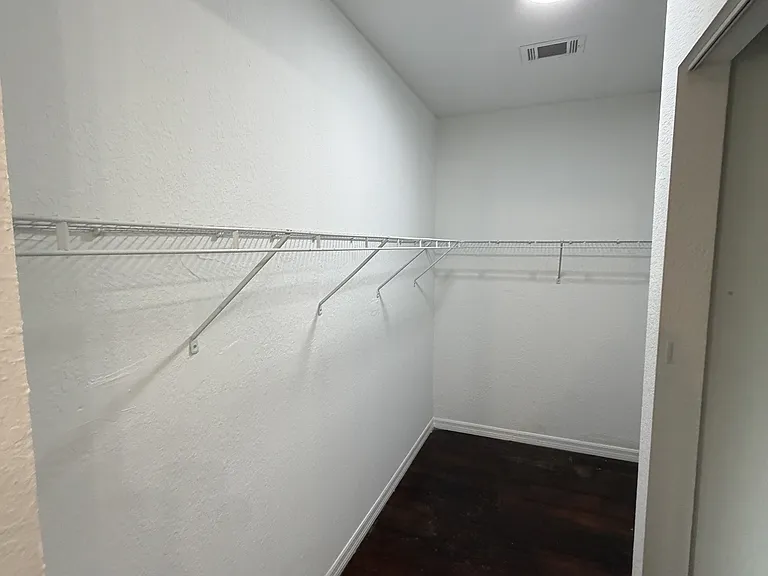 5315 Belrose St — Photo 20
