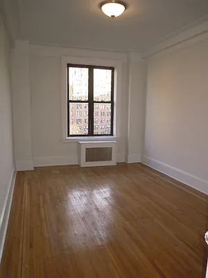Rented by Metropolitan Equities | media 2