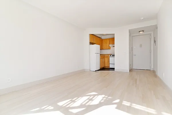 Rented by REAL New York | media 8