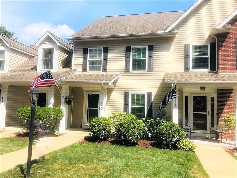 1st image of 133 Creekside Dr