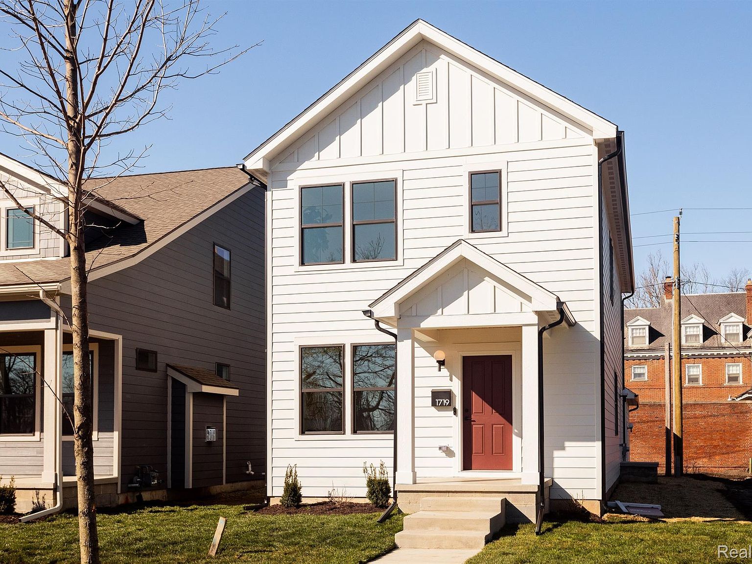 1719 Fischer St, Detroit, MI 48214 | Zillow