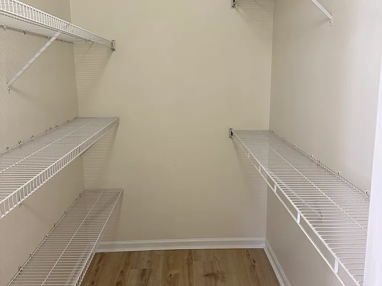 2 Crystal Oaks Ct #2 — Photo 7