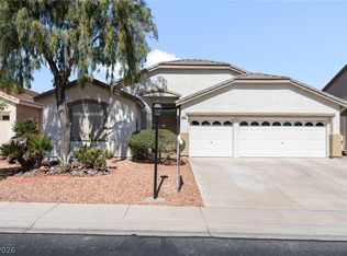 8405 Bonnie Blue St, Las Vegas, NV 89143