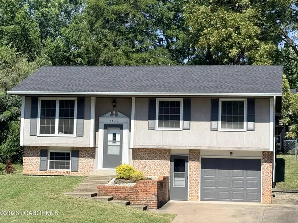 1620 Westview Dr, Jefferson City, MO 65109