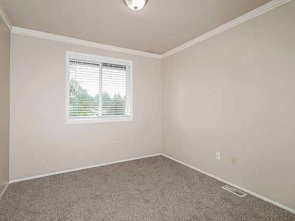 3rd image of 25170 23rd Pl S