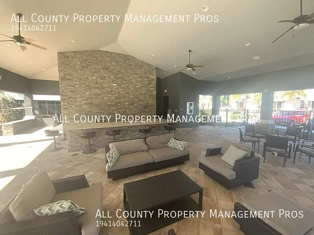 4464 Aqua Mirage St — Photo 16