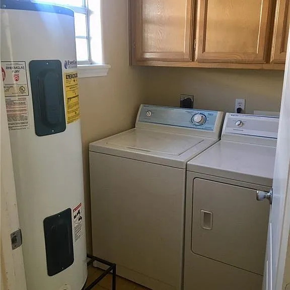 2503 Salvatierra Ave #11 — Photo 5