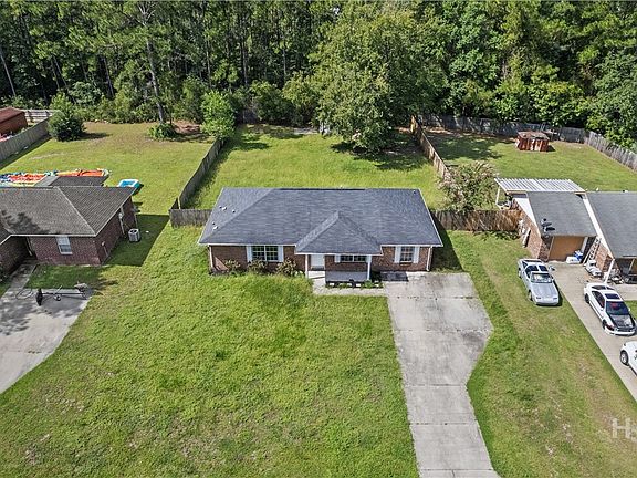 2nd image of 1325 Loblolly Drive