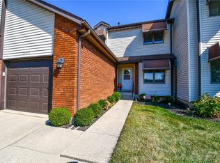 1529 N Regency Dr, Xenia, OH 45385