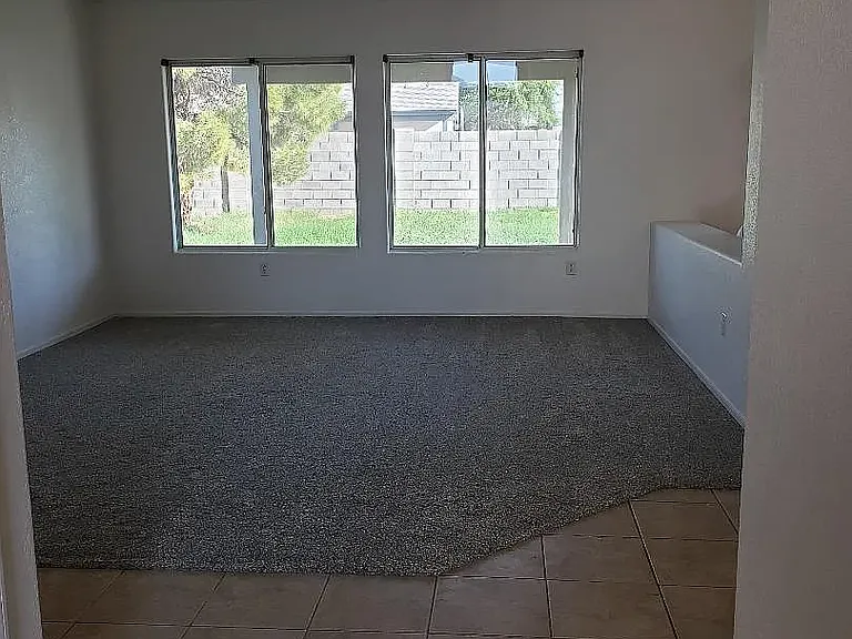 1370 E Cactus Bloom Way — Photo 8