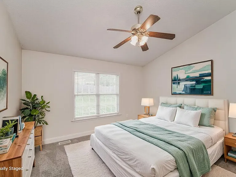 4512 Carol Ct — Photo 10
