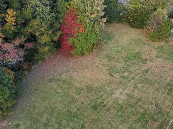 6829 Crittenden Rd, Suffolk, VA 23432