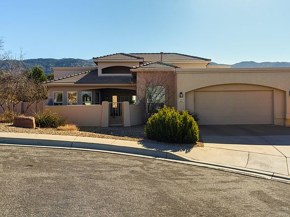 2nd image of 13104 Chitalpa Pl NE