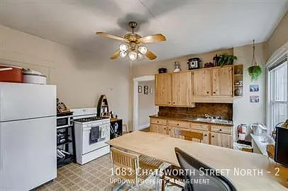 1083 Chatsworth St N #2 — Photo 9