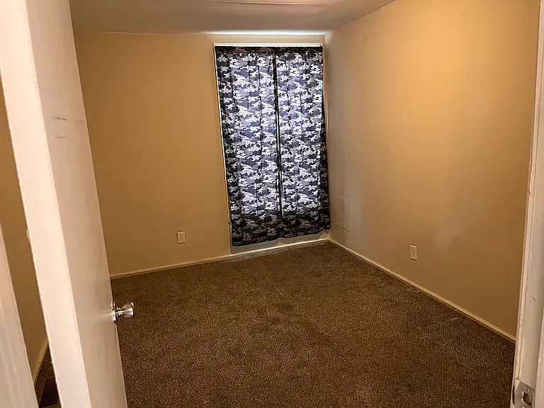 51 Ossian St — Photo 7