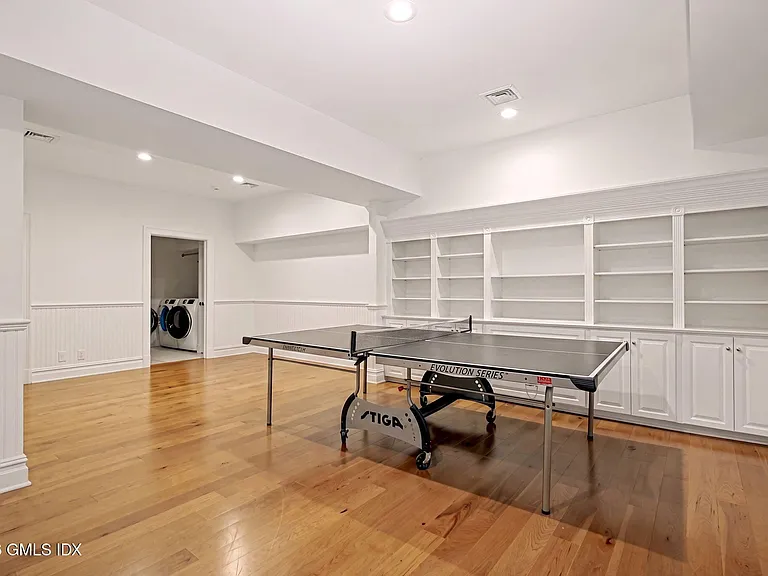 42 Breezemont Ave — Photo 20