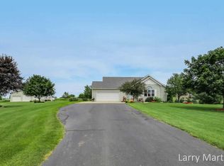 3928 Sunset Vw, Wayland, MI 49348
