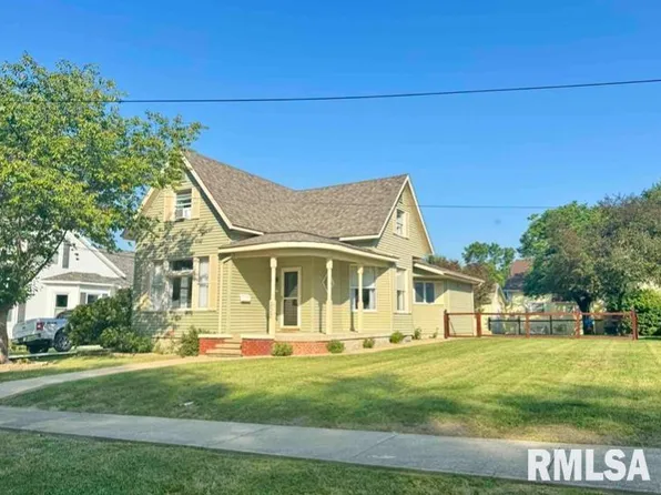 302 N Capitol Ave, Mount Sterling, IL 62353