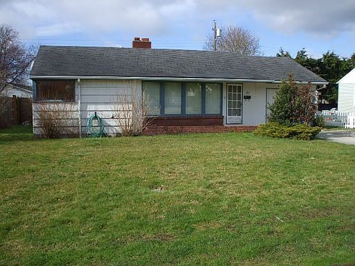 1st image of 161 SE Glencoe St