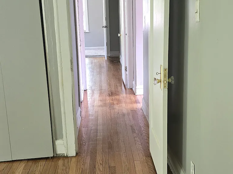7919 S Winchester Ave — Photo 10