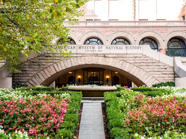 230 Central Park West image 20 of 23