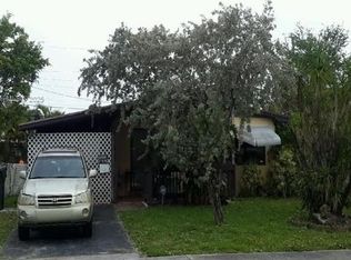 1121 NW 43rd St, Oakland Park, FL 33309