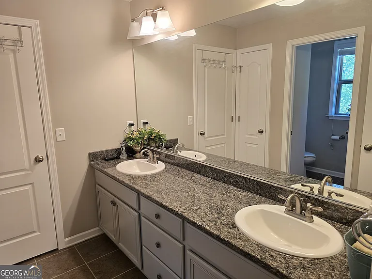 503 Bryant Lake Blvd — Photo 25