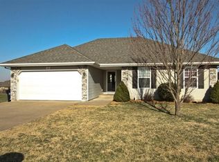 410 Cardinal Ct, Nixa, MO 65714
