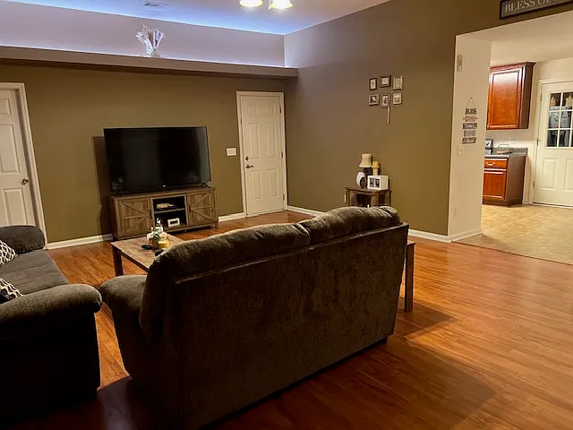 166 Meadow Ln — Photo 8