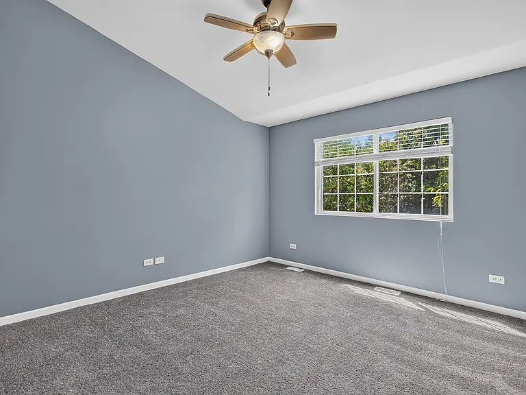Clover Dr — Photo 10