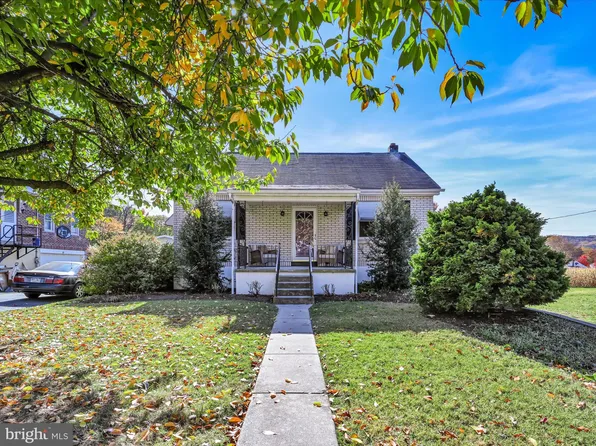 40 E Charles St, Wernersville, PA 19565