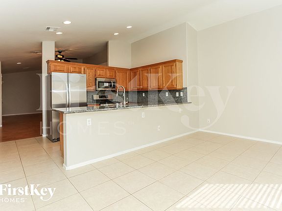 4th image of 9037 Meisenheimer Ave
