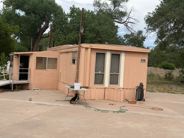 3016 Shaw Dr SW #26-A, Albuquerque, NM 87105