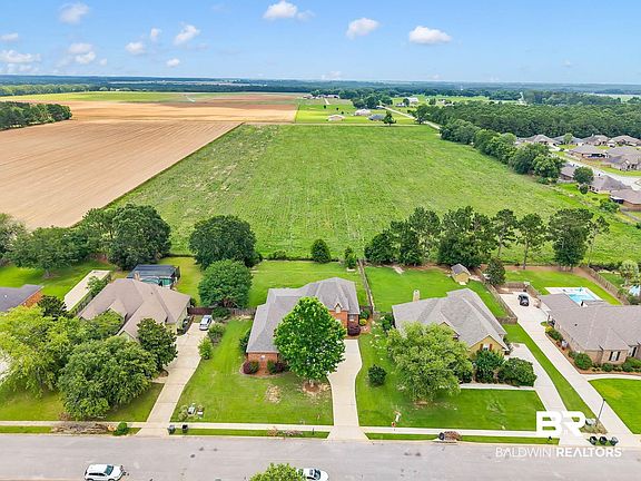 5th image of 24068 Trowbridge Ct