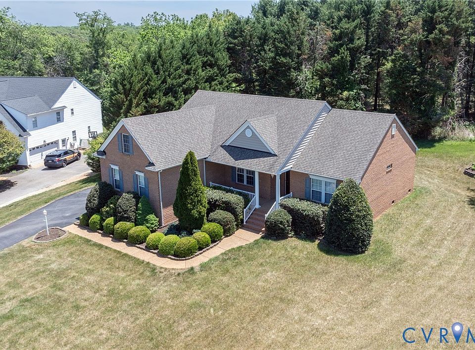 1st image of 803 Kline Ct