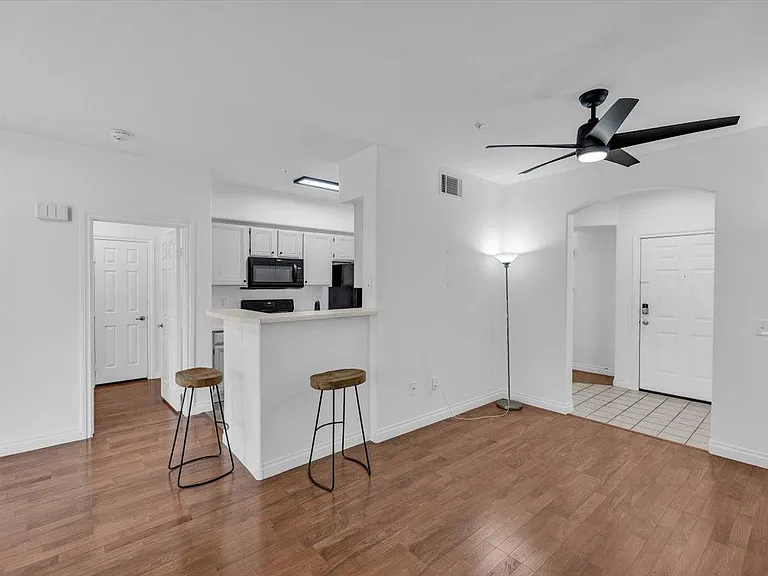 7115 S Durango Dr #309 — Photo 3
