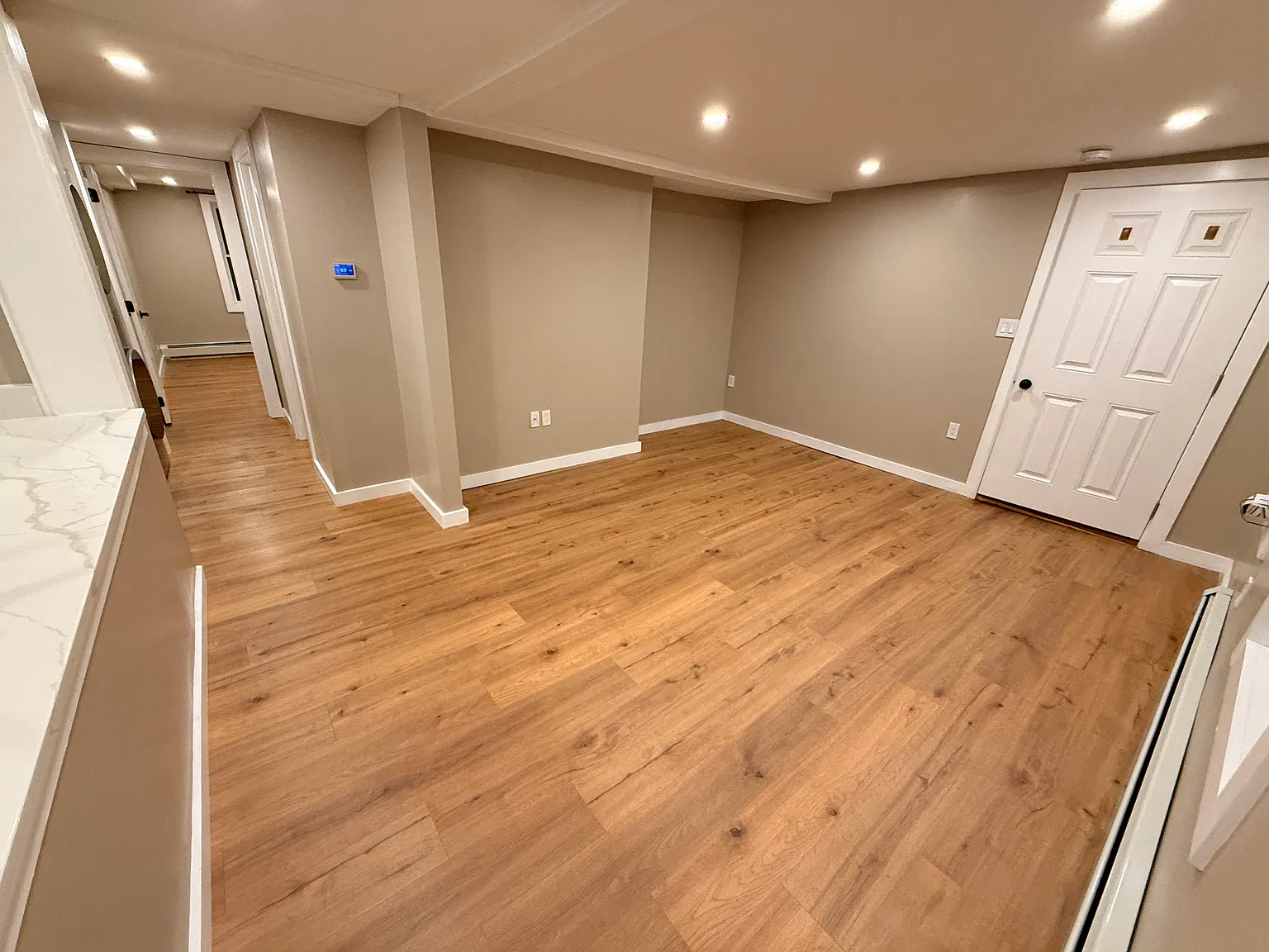 2 bed, $2,800 — Photo 4