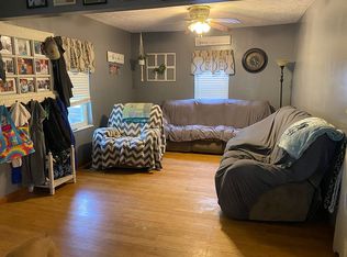 1629 Lake Washington Rd, Washington, WV 26181