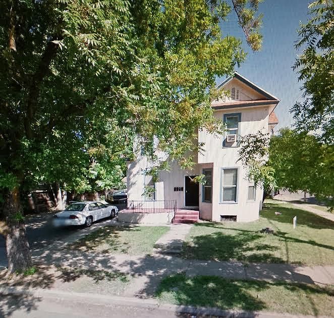 1st image of 349 E Wyandotte St