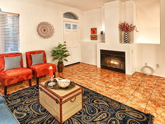 5th image of 1051 S San Marino Way