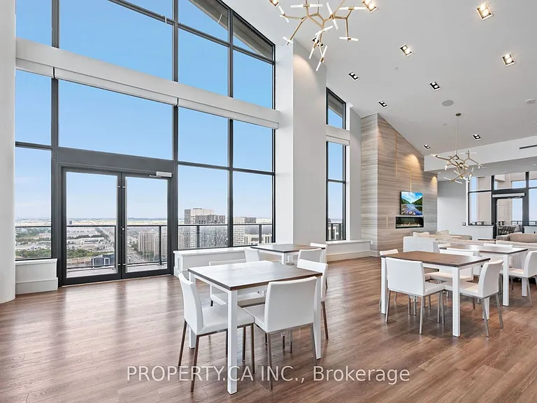9000 Jane St #2421 — Photo 38