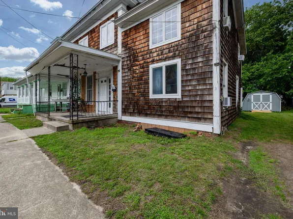335 N Pine St, Seaford, DE 19973