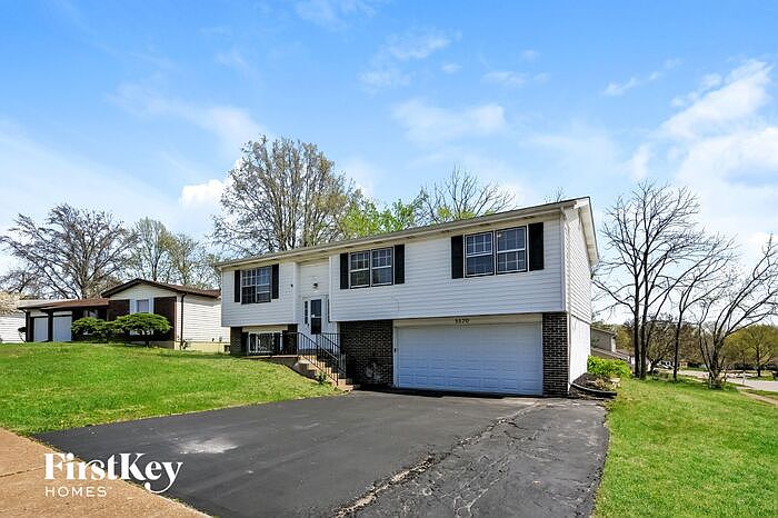 1st image of 5570 Delcastle Dr
