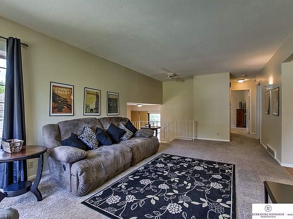 5th image of 5845 S 91st St