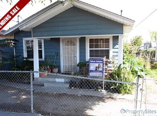 446 W 19th St, San Pedro, CA 90731