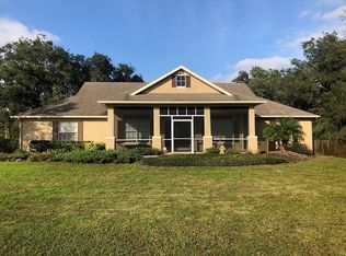 450 E Main St, Geneva, FL 32732