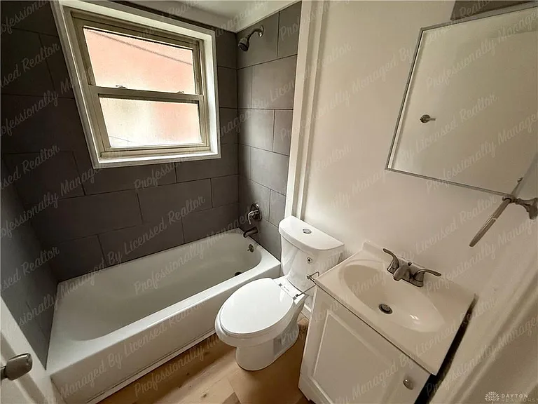 212 E Bruce Ave #2 — Photo 15