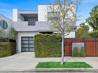 8225 Waring Ave, Los Angeles, CA 90046