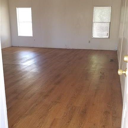 2nd image of 1639 Sierra Vista Dr